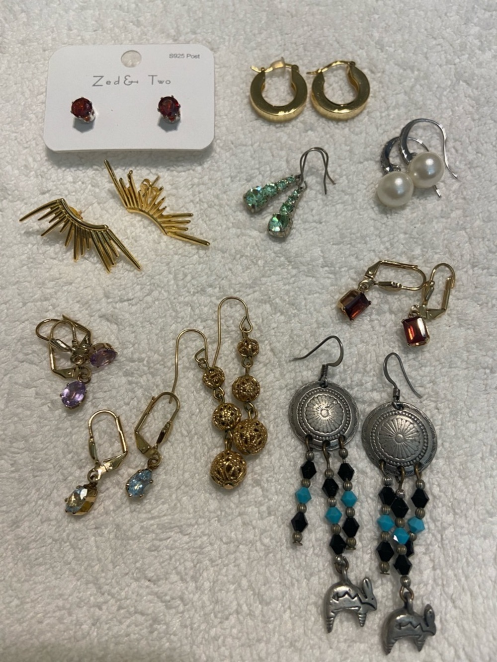 Gold and Multi-Color Mixed Earrings lot